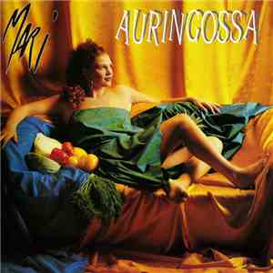 Mari - Auringossa