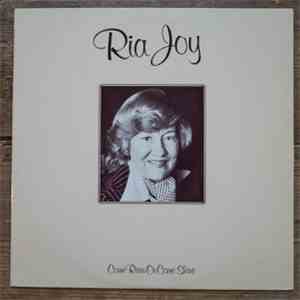 Ria Joy - Come Rain Or Come Shine