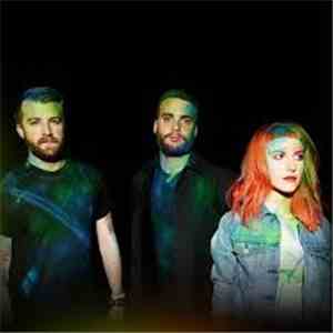 Paramore - Paramore CD & T-Shirt Small