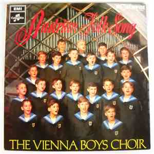 The Vienna Boys Choir - Austrian Folk Song
