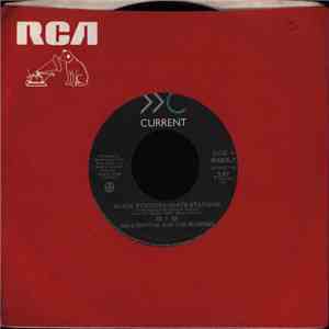Martha And The Muffins / M + M - Black Stations / White Stations